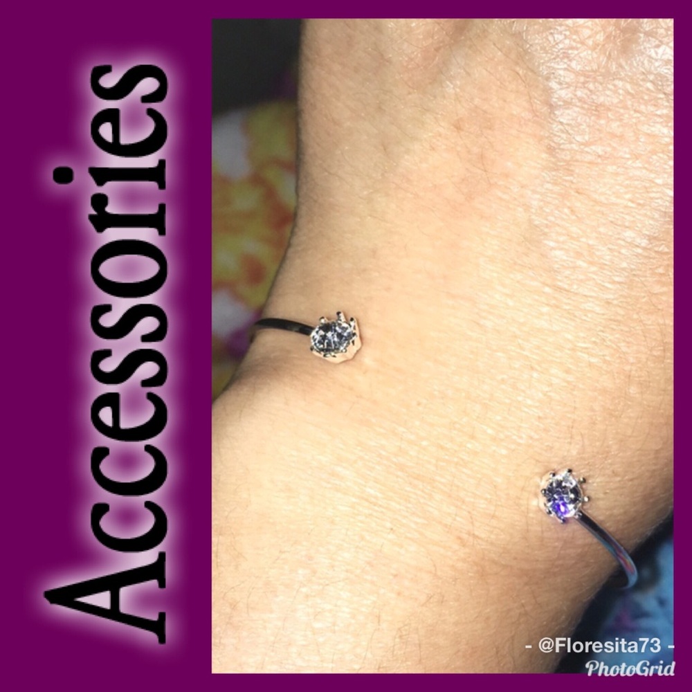 SOLD✨Silver Bracelet with Diamonds 💎 on the sides